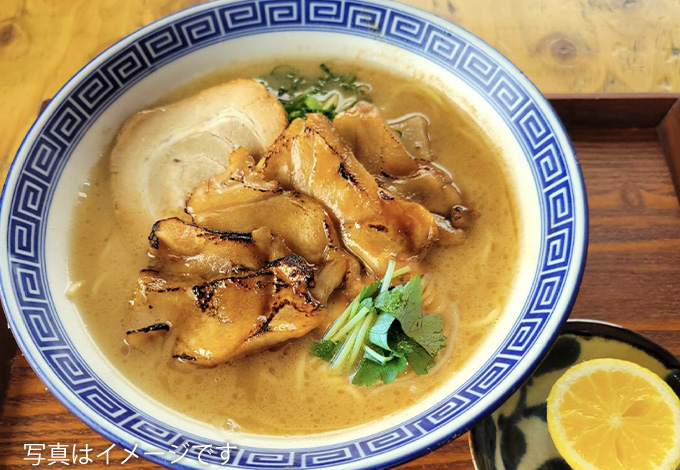 炙りアブラボウズラーメン